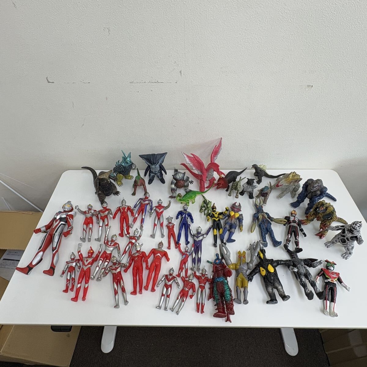 ウルトラマン 他 怪獣 等 ソフビ まとめて